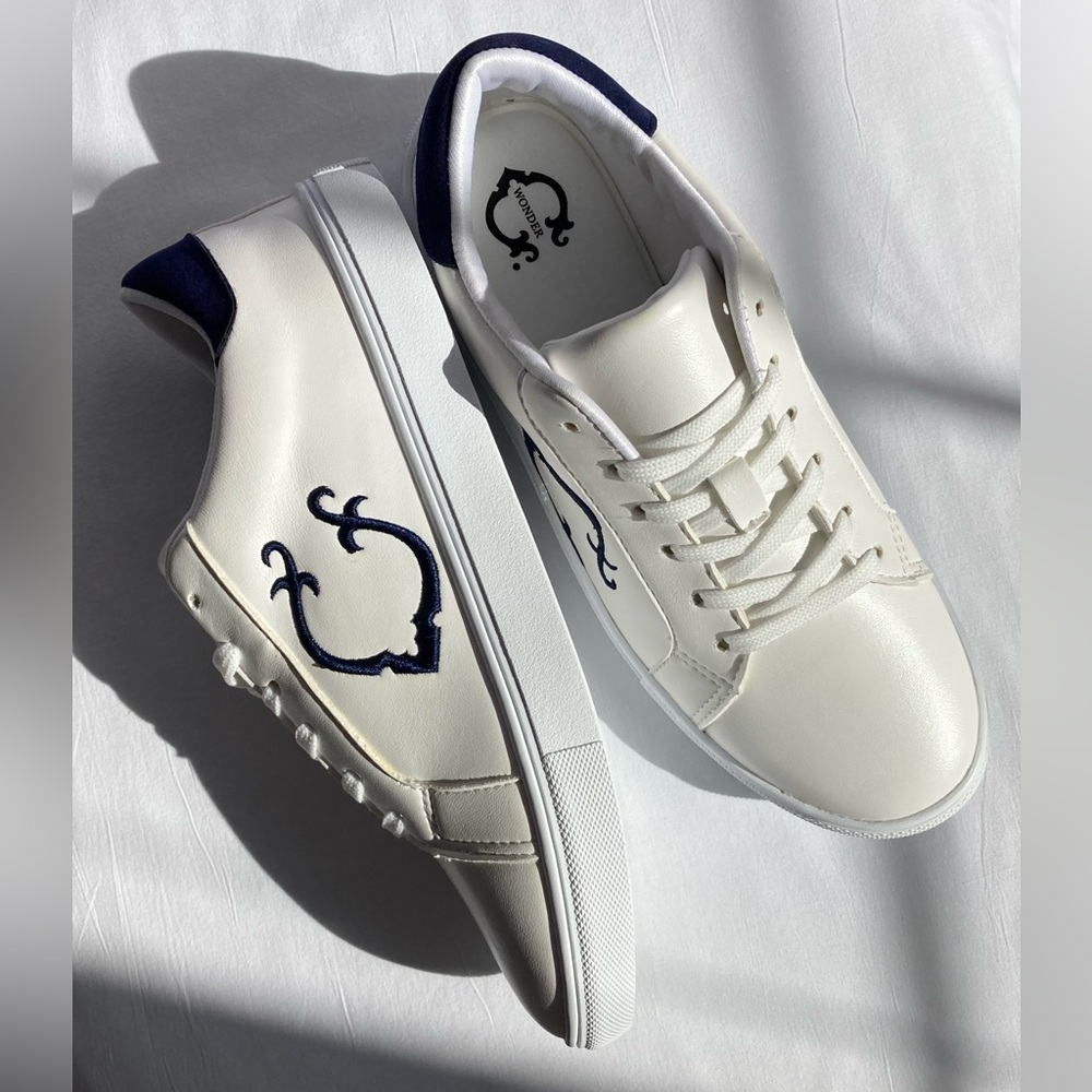 C. Wonder Dahlia Court Sneakers - White/Navy - Womens Size 8